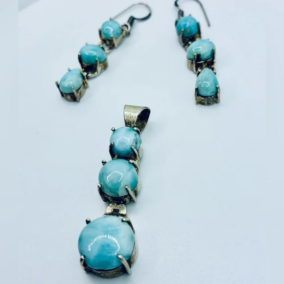 Elegant Blue Larimar Stones Jewelry Set - Earrings & Pendant - Picture 4 of 4